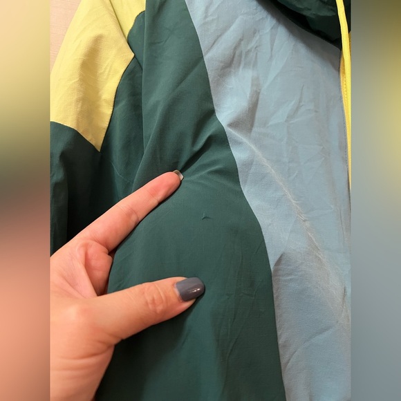 Alpine Design Forest Green and Yellow Outerwear Winter Jacket Fuzzy Warm - Picture 4 of 10